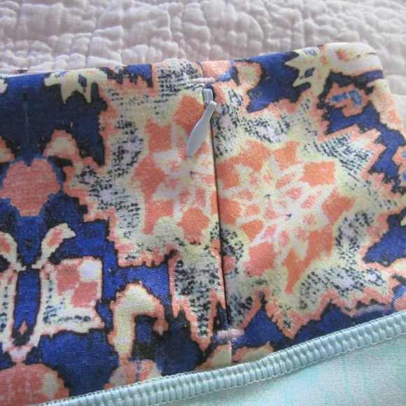 Calia Pants S Limited Edition Havana Capri Leggings - Picture 5 of 8